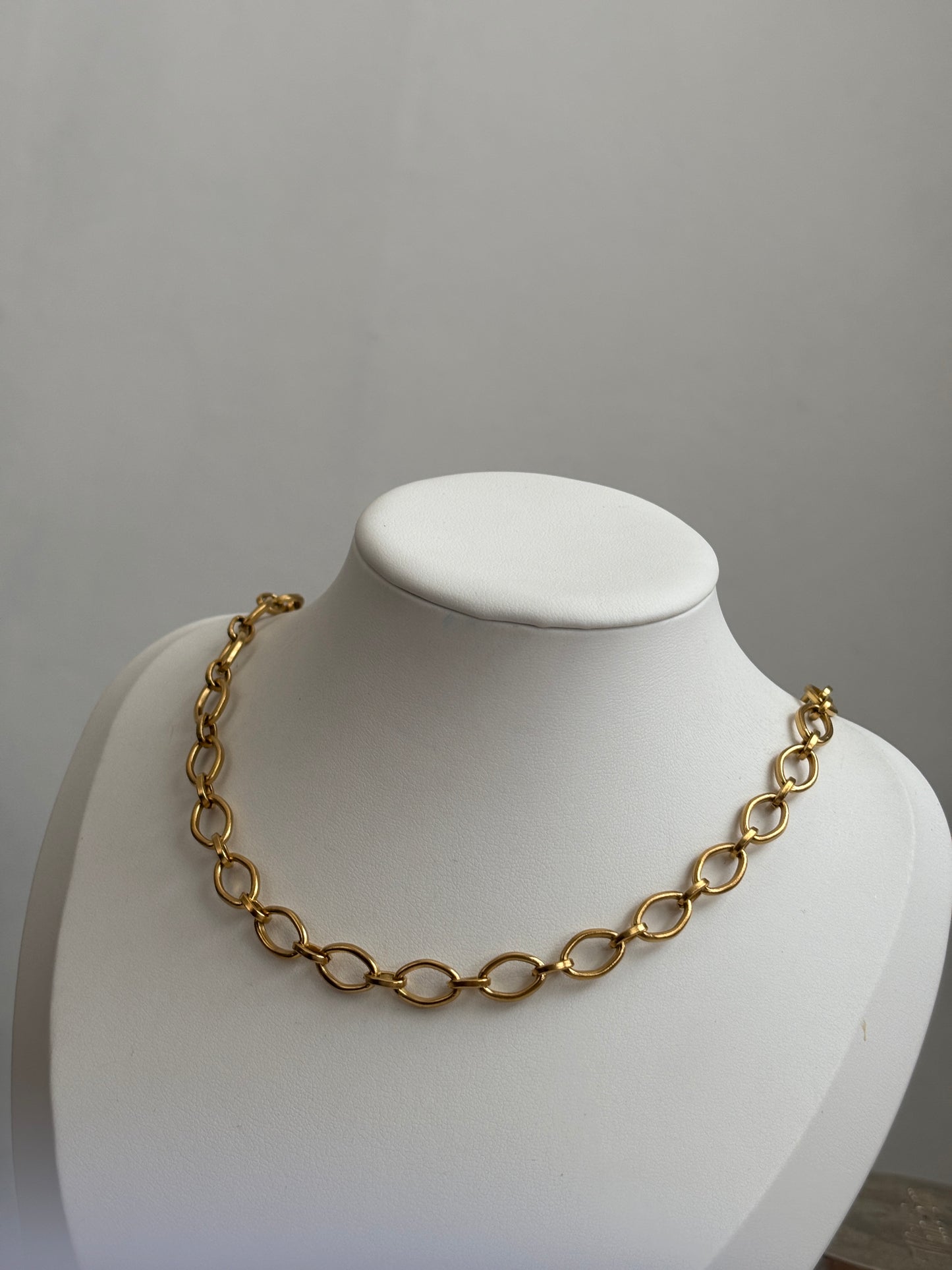 Nina Chain